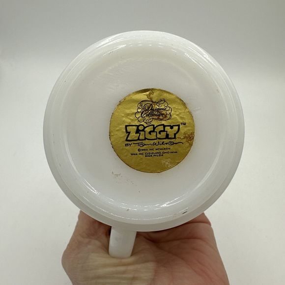 Vintage Ziggy Comic Mug Cup Milk Glass Coffee Break w/ Original Promo Sticker - Picture 8 of 11